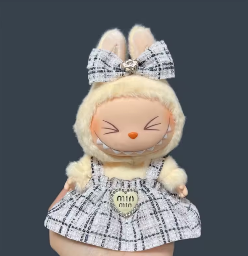 POP MART The Monsters - Have a Seat Macaron Big Into Energy LABUBU Clothes