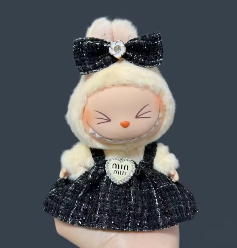 POP MART The Monsters - Have a Seat Macaron Big Into Energy LABUBU Clothes