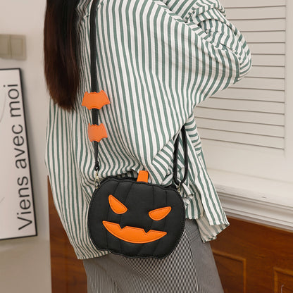 Borse per Halloween 2025, divertente borsa a tracolla con cartone animato di zucca e pipistrello - 2025 Halloween Bags Funny Pumpkin Cartoon Shoulder Crossbody Bag With Bat Personalized Creative Female Bag