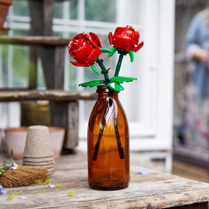 LEGO Botanicals Rose - Idee Regalo Donna o Mamma - Fiori Finti Compatibili con Bouquet di Fiori Artificiali, Decorazioni Camera da Letto per Bambine e Bambini 8+ Anni - 40460